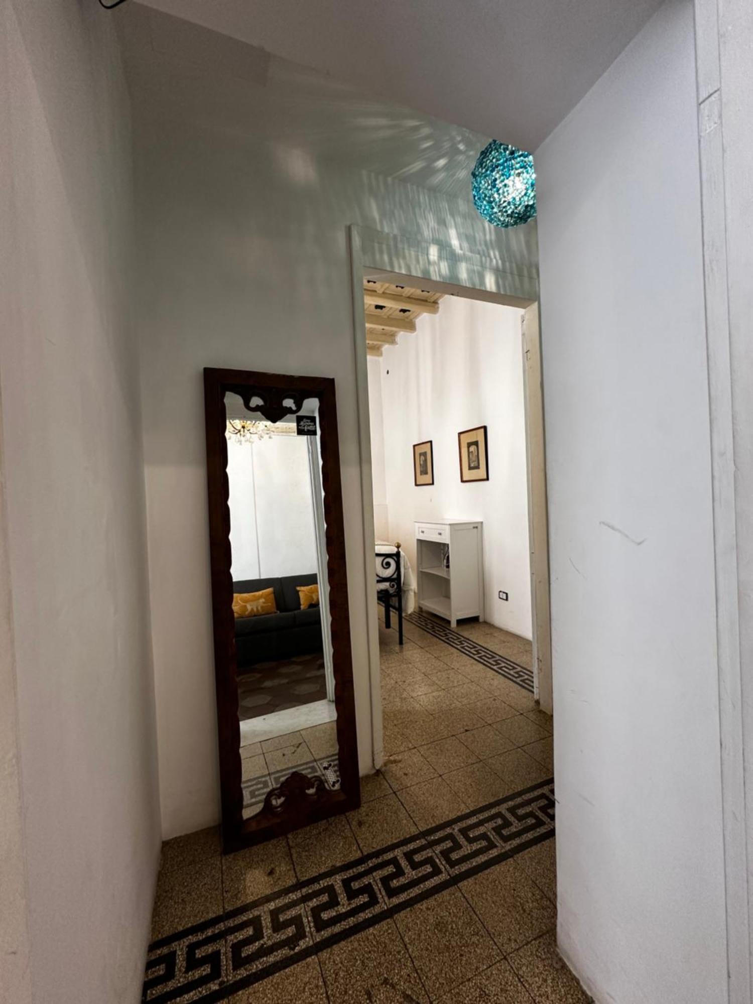 Sant'Elena Retreat Apartment โรม ภายนอก รูปภาพ
