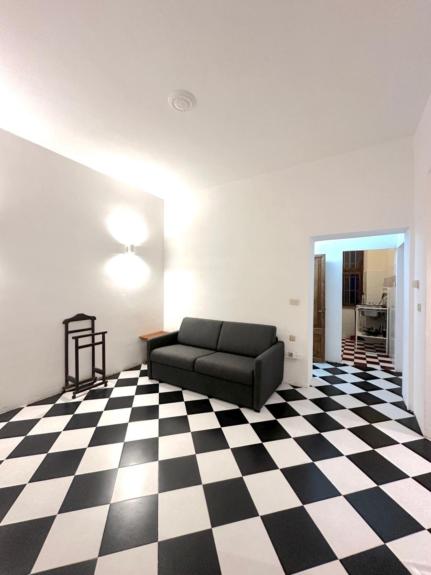 Sant'Elena Retreat Apartment โรม ภายนอก รูปภาพ