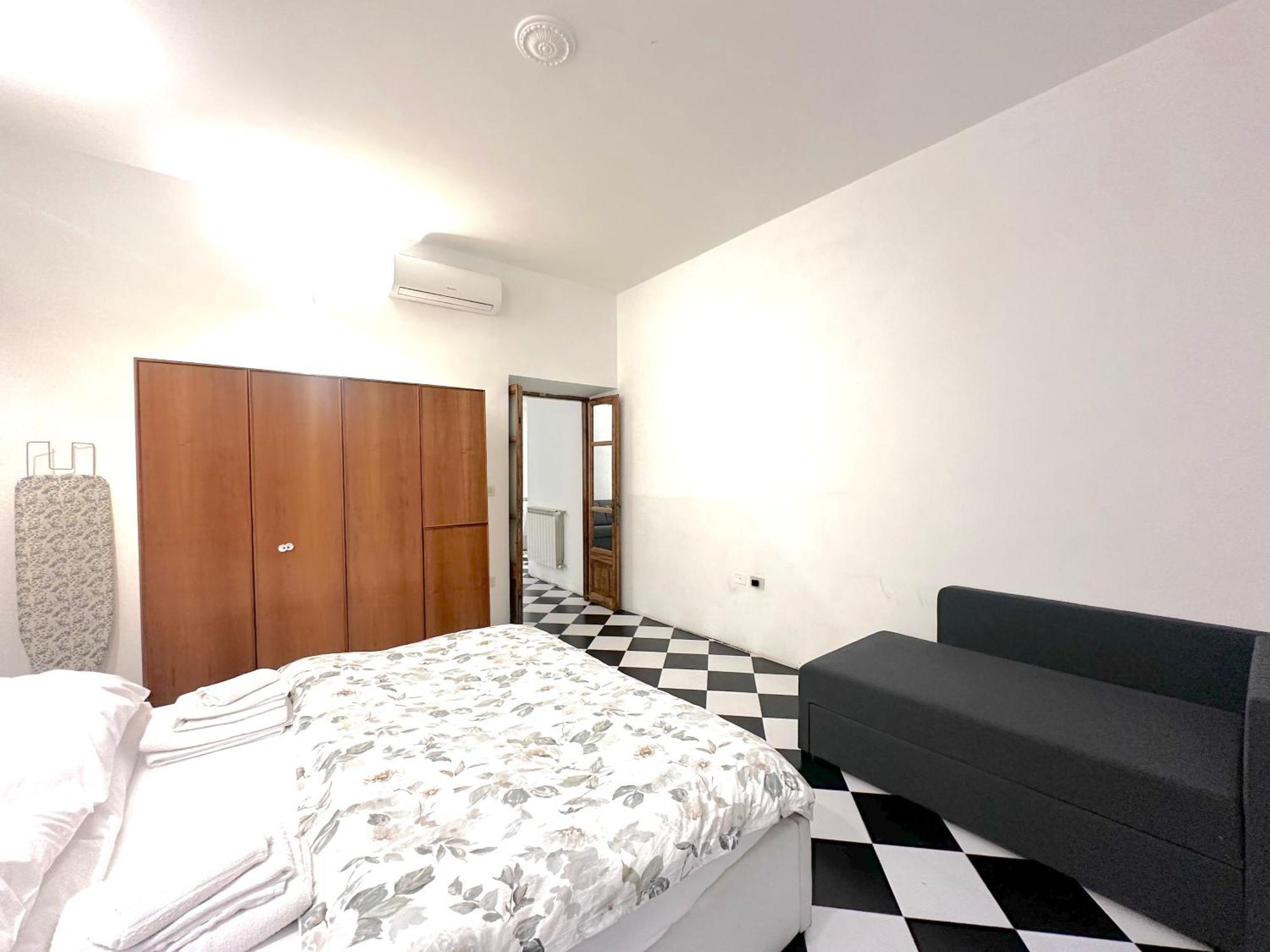 Sant'Elena Retreat Apartment โรม ภายนอก รูปภาพ